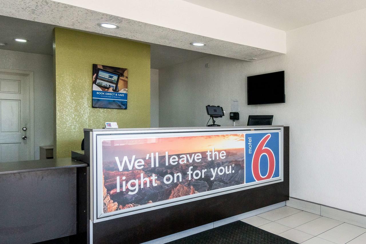 Motel 6 Fort Worth North Haltom City Exterior photo